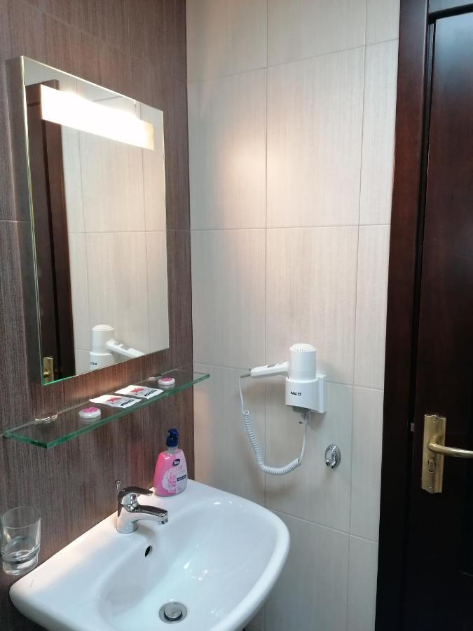 Petkov Family Hotel Blagoevgrad Buitenkant foto