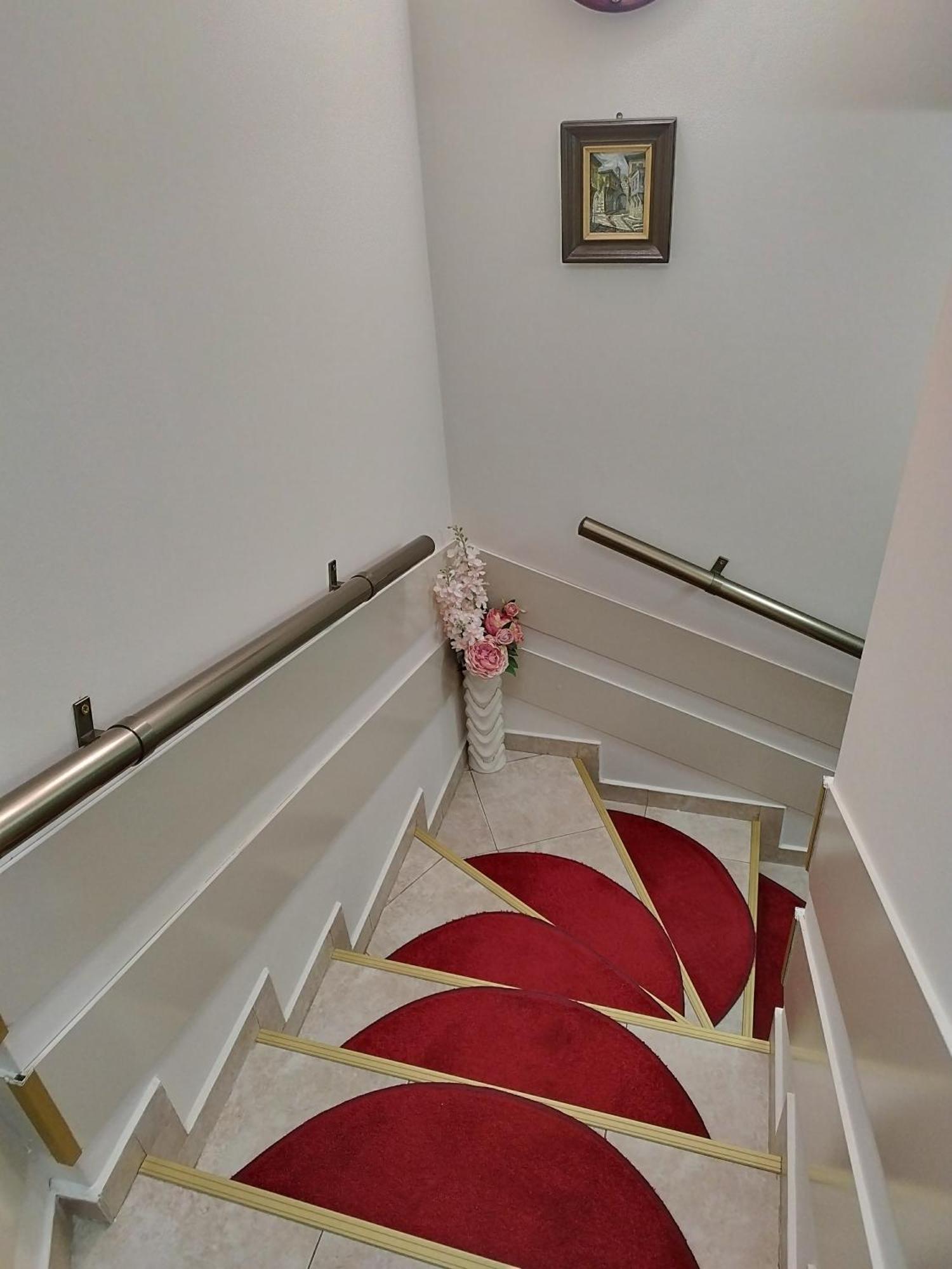 Petkov Family Hotel Blagoevgrad Buitenkant foto