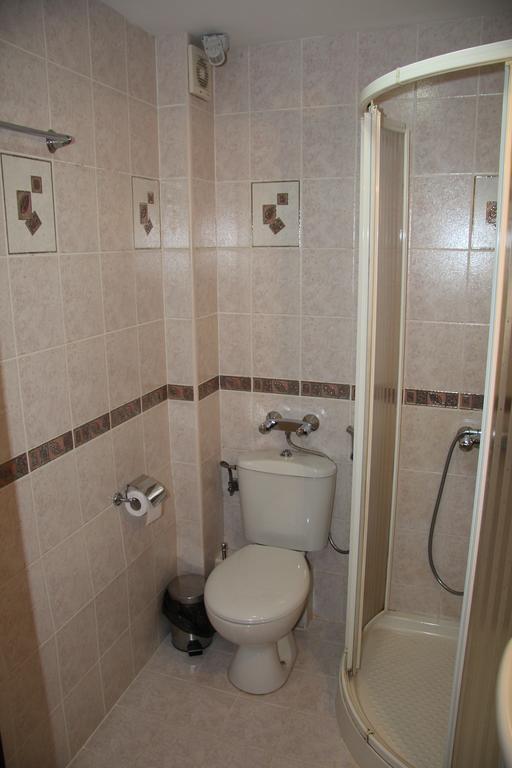 Petkov Family Hotel Blagoevgrad Buitenkant foto