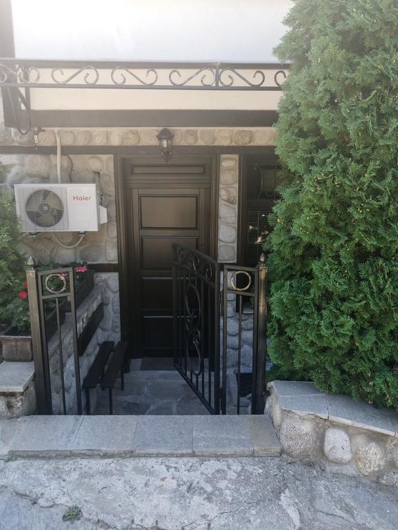 Petkov Family Hotel Blagoevgrad Buitenkant foto