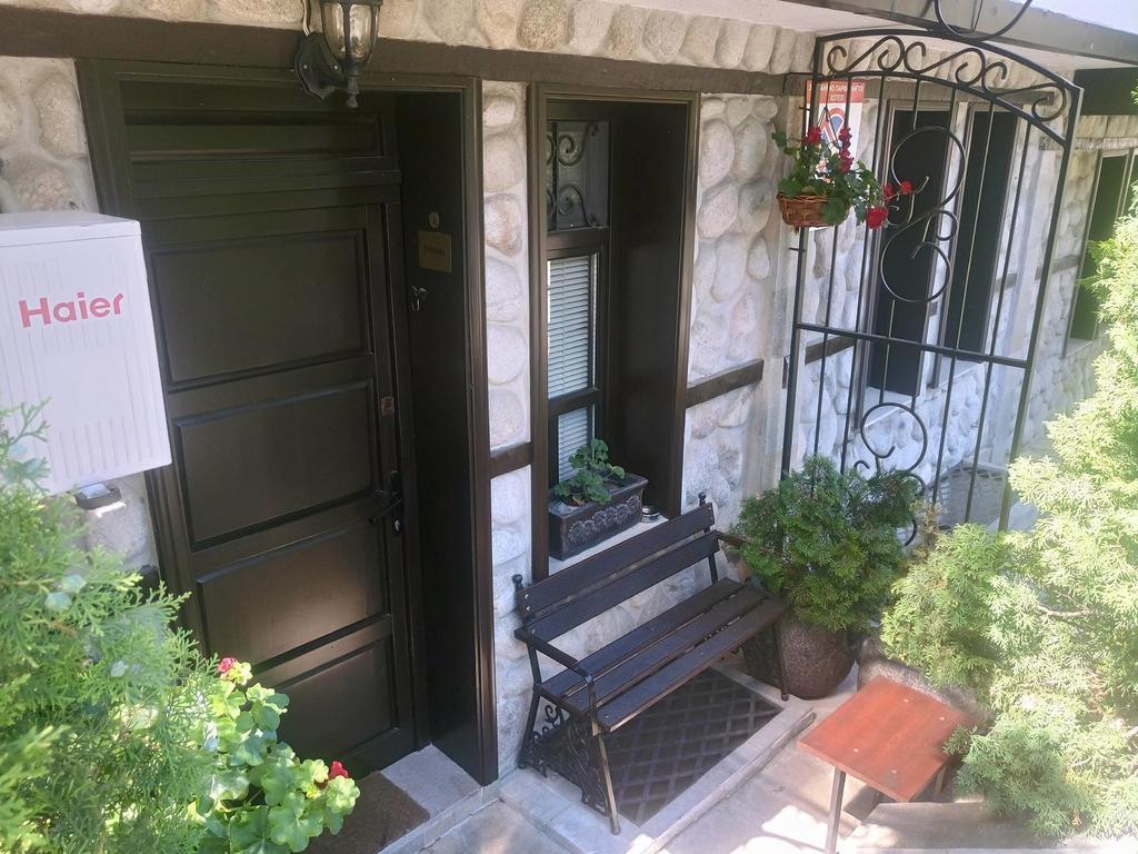 Petkov Family Hotel Blagoevgrad Buitenkant foto